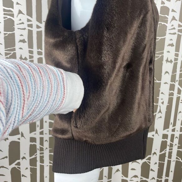 Faux Fur Reversible Hooded Zip Front Vest S M Chocolate Brown - Picture 10 of 13